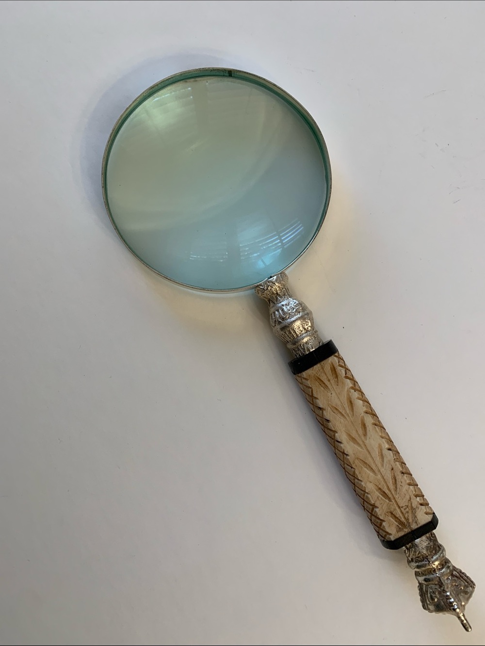 4” Wide Magnifying Glass - Picture 7 of 11